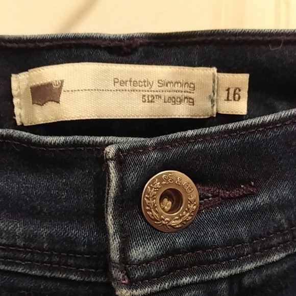 Size 16 Levi's 512 slimming Leggings - Picture 3 of 5
